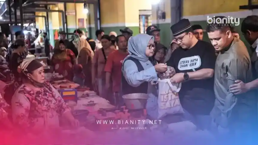 Anies Baswedan Mampir ke Pasar Panji Situbondo