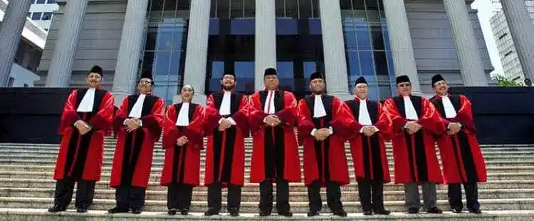 6 Hakim MK Terbukti Melanggar Kode Etik